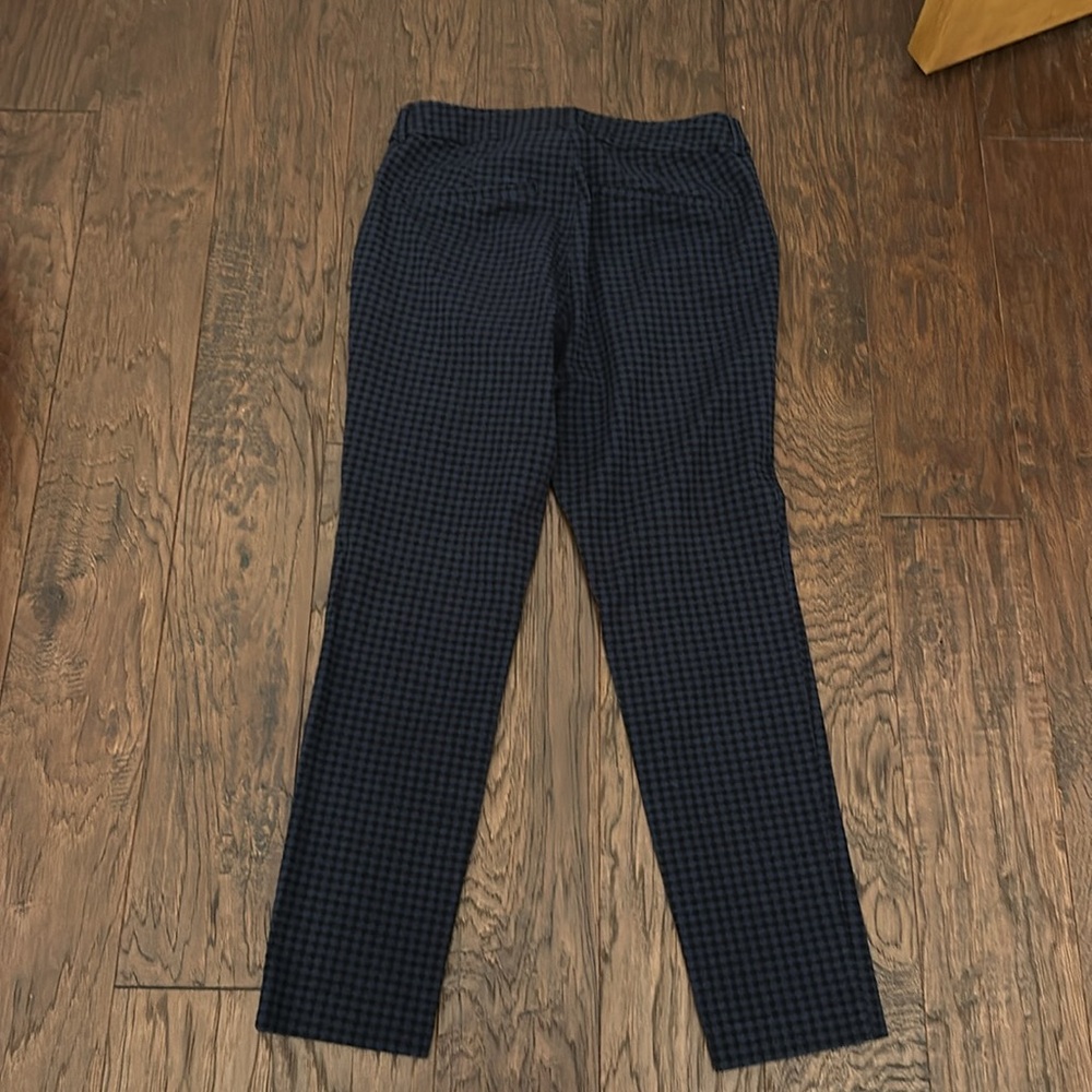Old Navy Pixie Pants - image 5